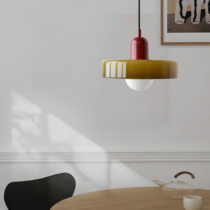 Bauhaus-Pendelleuchte aus farbigem Glas für moderne Inneneinrichtung