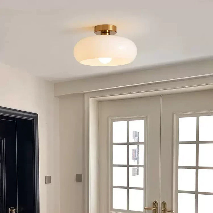 Bernsteinrunde Glas-Deckenleuchte – Elegant & Zeitlos