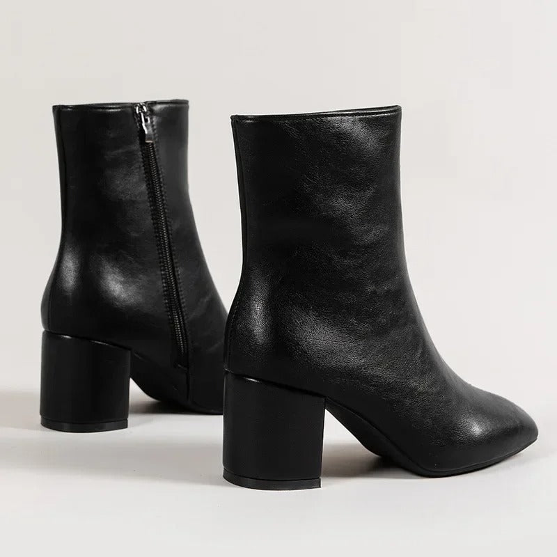 Damen Stiefeletten mit Blockabsatz und Spitze