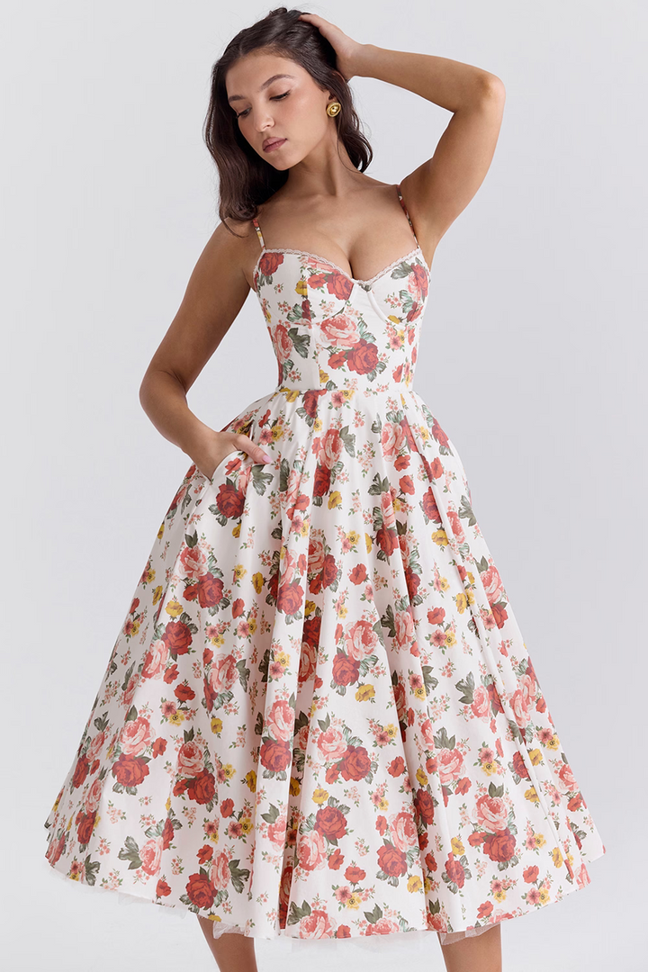 Elegantes Damenkleid mit Blumenmuster - Figurformend