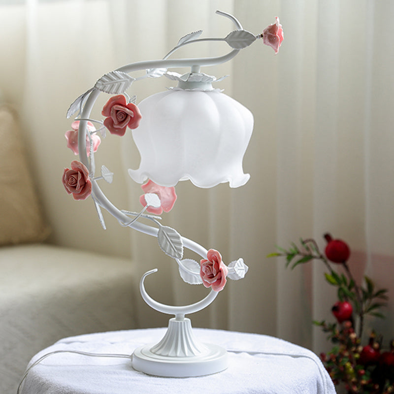 RosaGlo™ - Stilvolle überdachte Rosenlampe für Romantische Räume