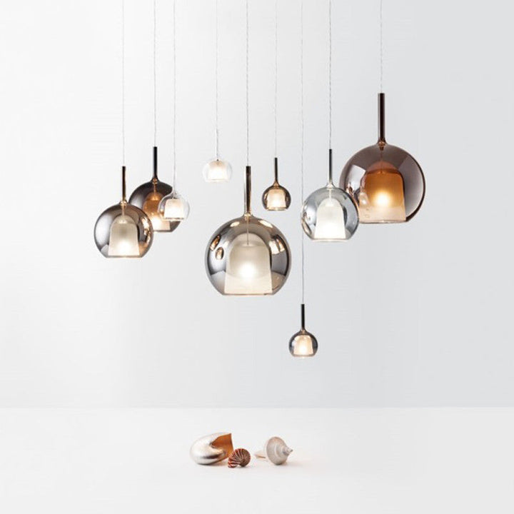 Minimalistische skandinavische Hängelampen aus Aluminium und Glas