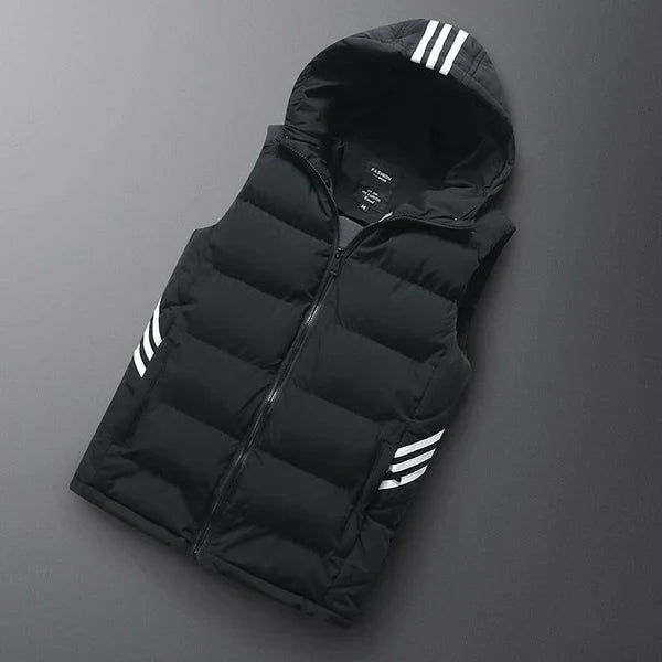 Schwarze ärmellose Steppweste mit Kapuze und weißen Streifen, sportlich, Unisex.
