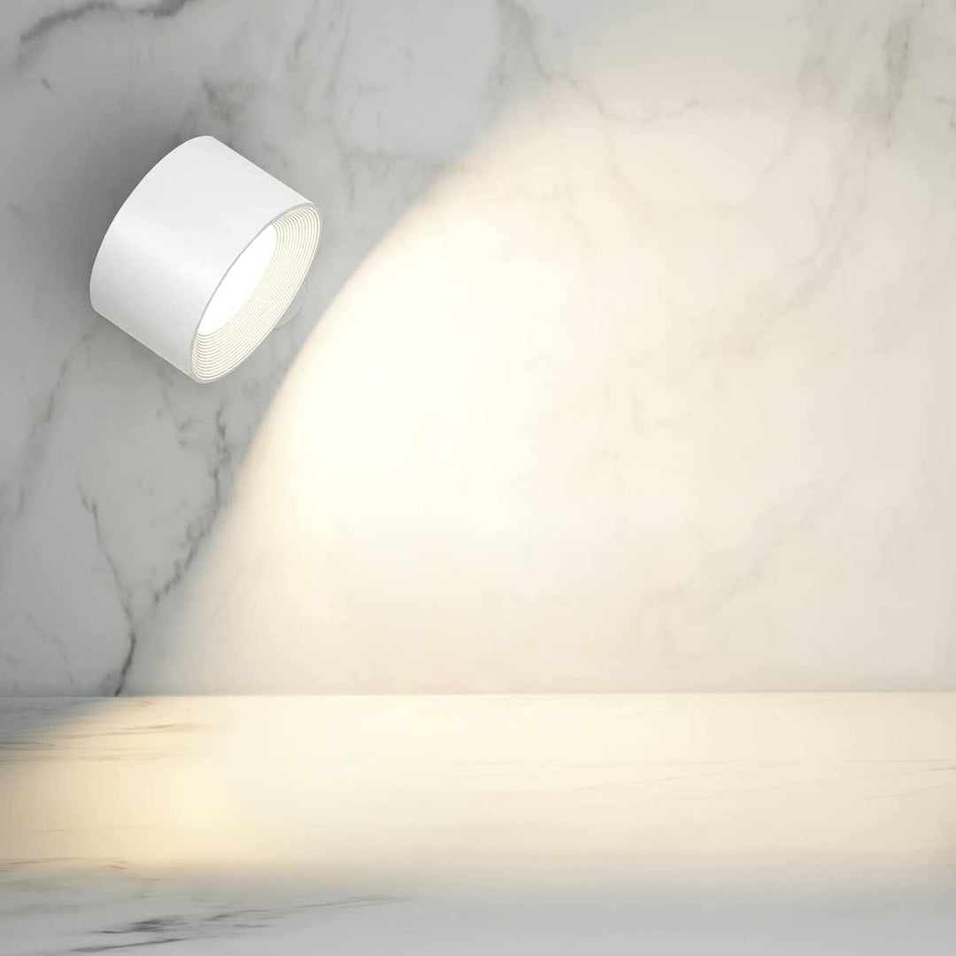Schnurlose LED-Wandleuchte mit 360° Drehung für moderne Räume
