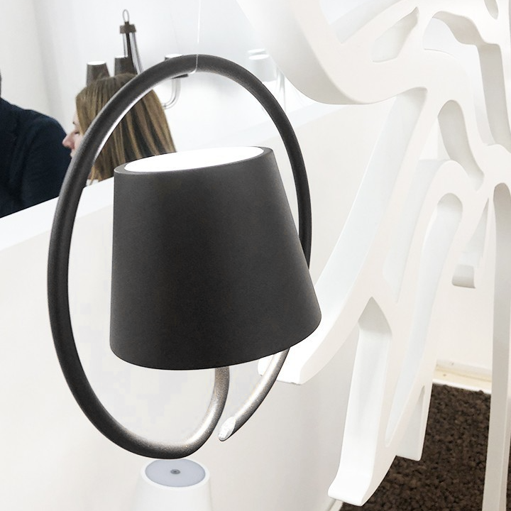 Moderne wiederaufladbare Pendelleuchte LED Schwarz/Weiß