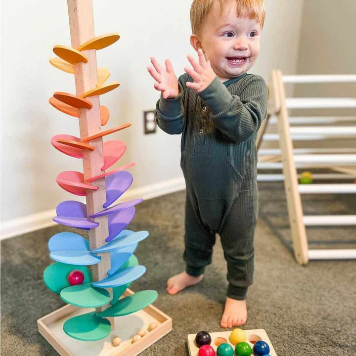 Regenbogen-Murmelbahn für Kleinkinder: Lernspielzeug aus Holz