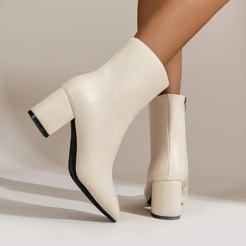 Damen Stiefeletten mit Blockabsatz und Spitze