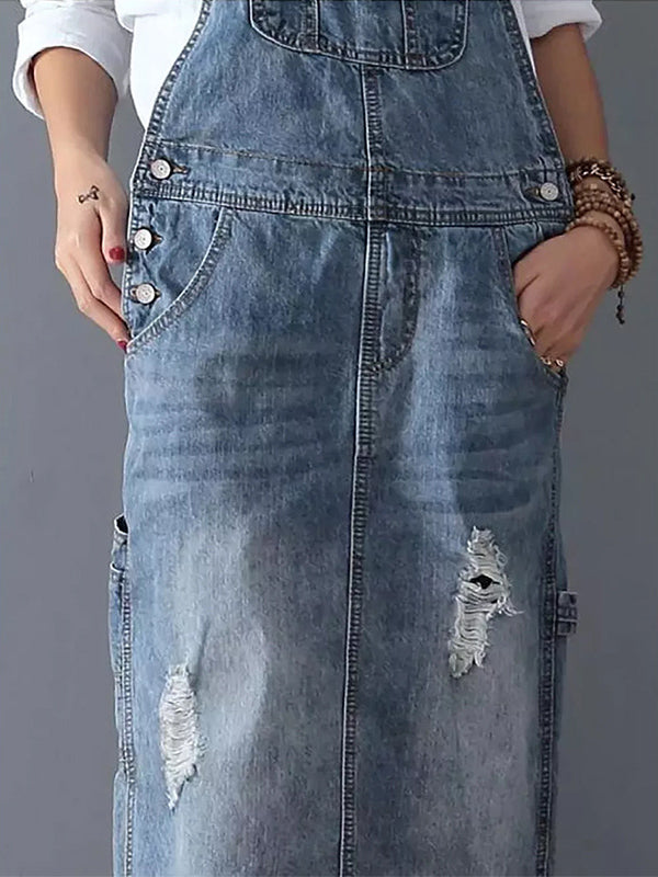 Verwaschenes Jeans-Latzkleid mit Rückenschlitz