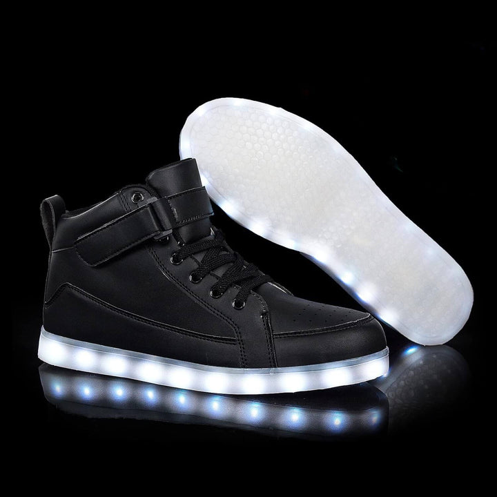 LED-Sneaker mit Akku-Beleuchtung: Modisch & Funktional