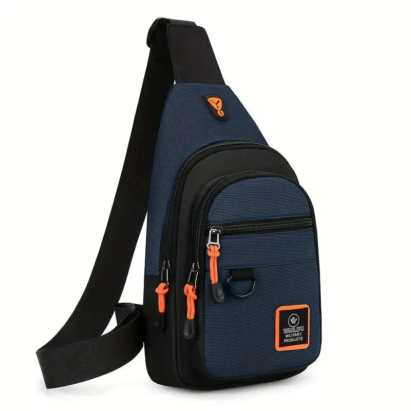 Dunkelblaue Umhängetasche, wasserdicht, mit schwarzen und orangefarbenen Akzenten, für Herren.