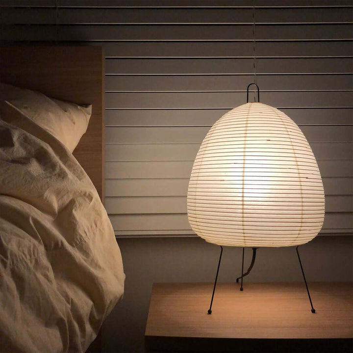 Japanische Tischlampe aus Washi-Papier