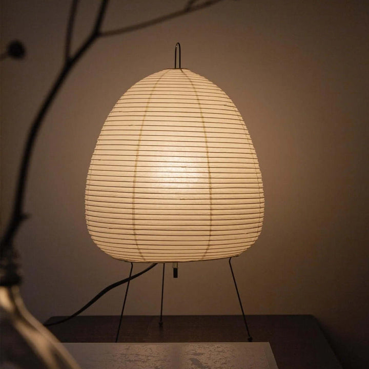 Japanische Tischlampe aus Washi-Papier