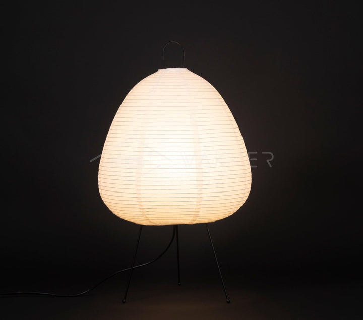 Japanische Tischlampe aus Washi-Papier