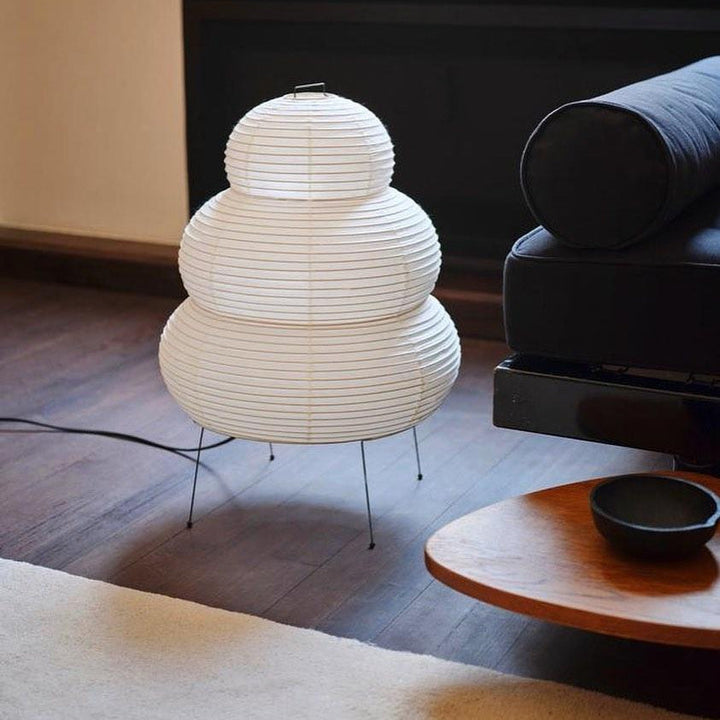 Japanische Tischlampe aus Washi-Papier