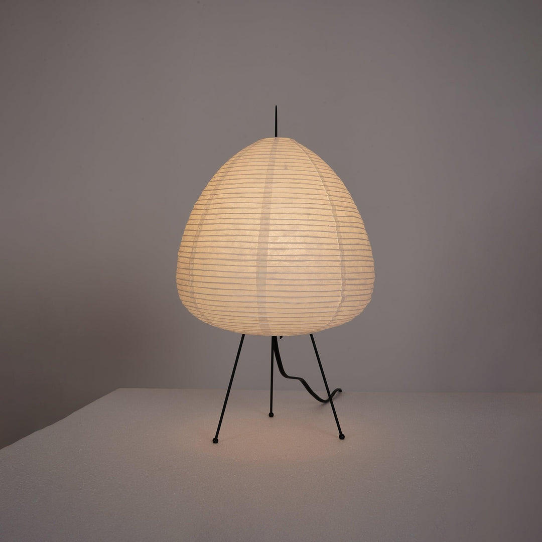 Japanische Tischlampe aus Washi-Papier