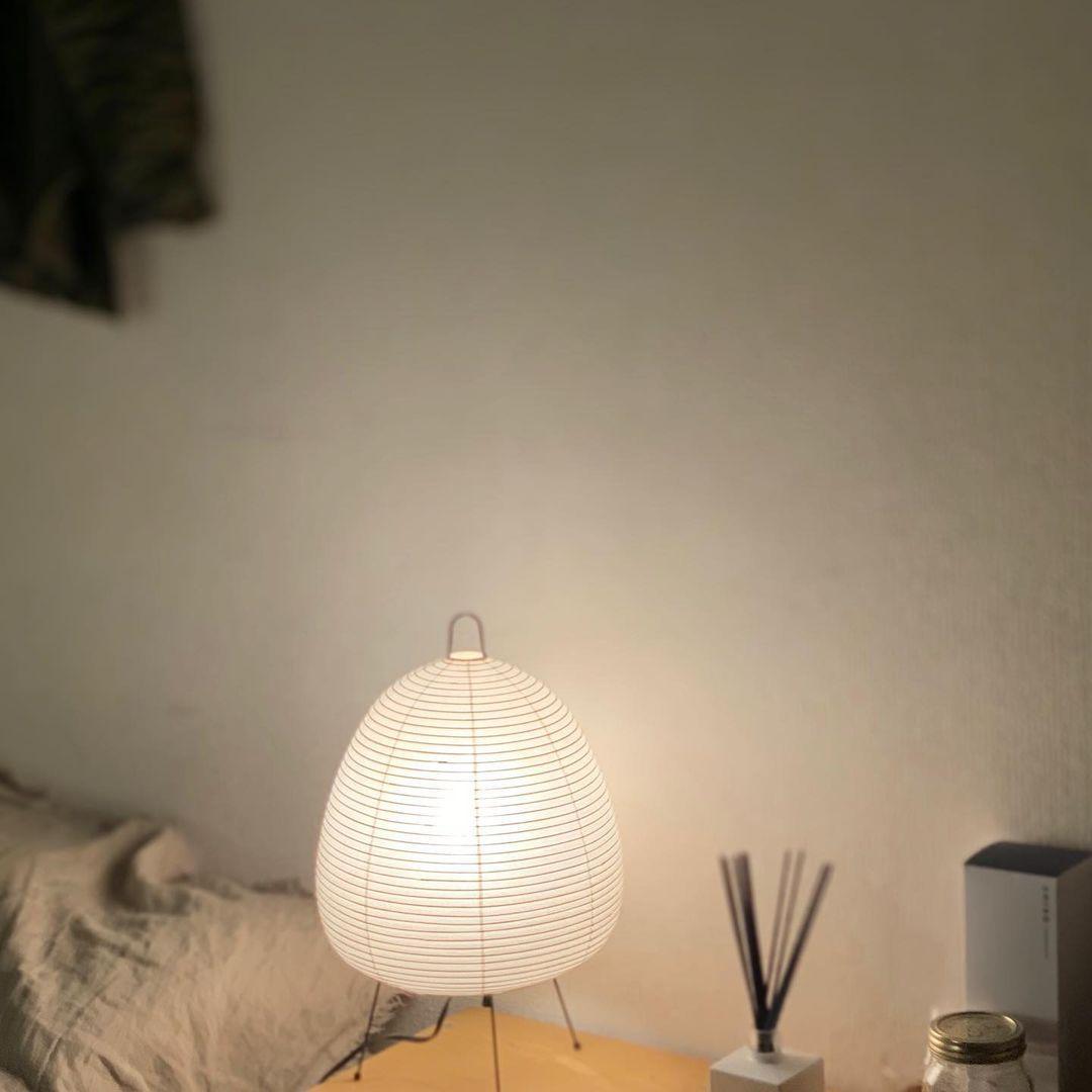 Japanische Tischlampe aus Washi-Papier