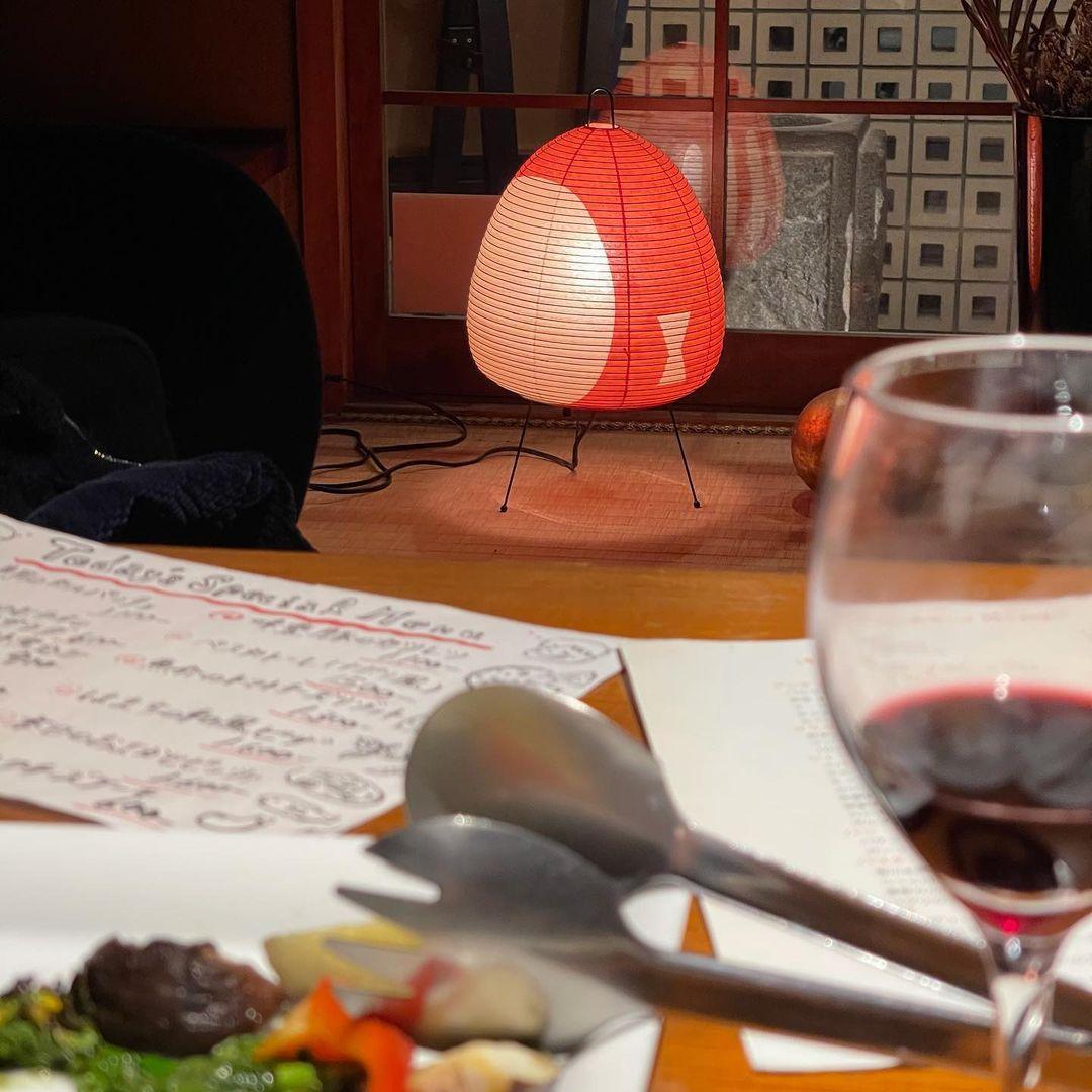 Japanische Tischlampe aus Washi-Papier