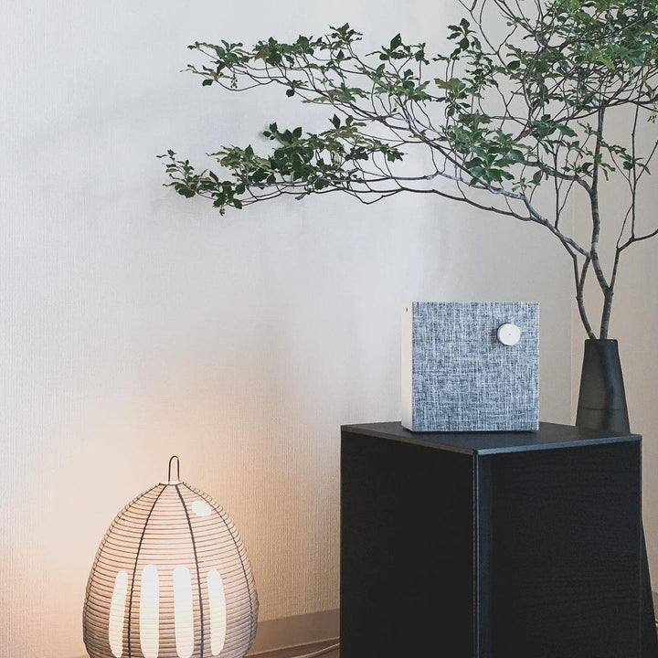 Japanische Tischlampe aus Washi-Papier
