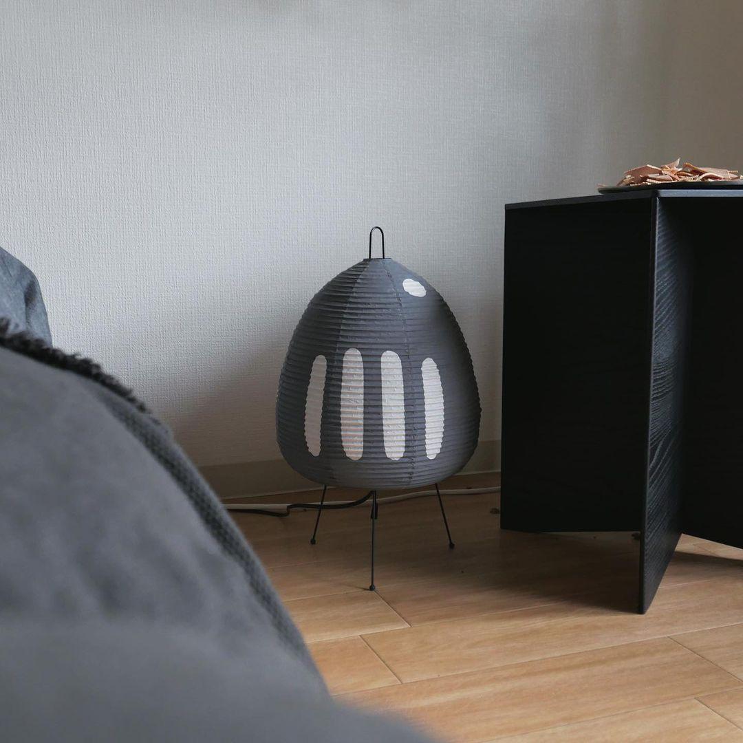 Japanische Tischlampe aus Washi-Papier