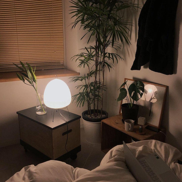 Japanische Tischlampe aus Washi-Papier