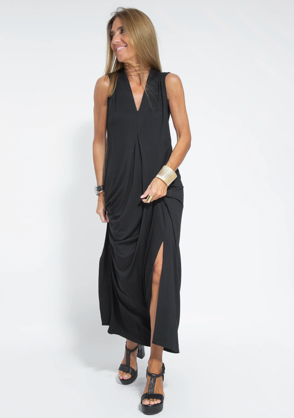 Damen Set: Elegantes Schwarzes Kleid und Weiße Weste