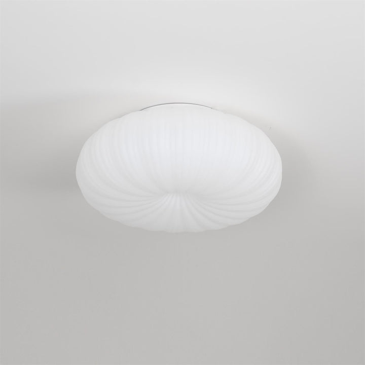 Moderne LED-Deckenleuchte mit Fernbedienung