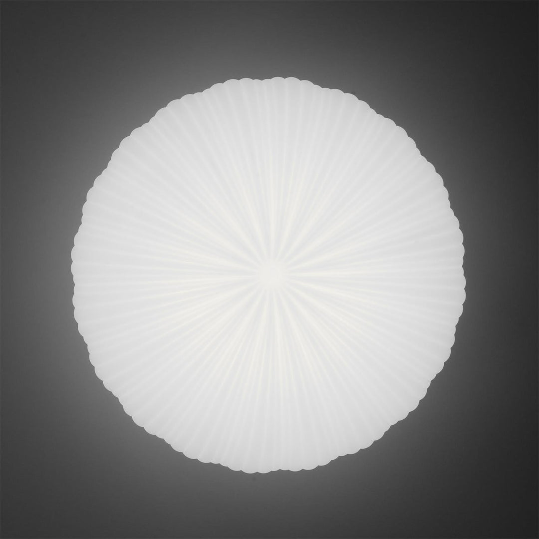 Moderne LED-Deckenleuchte mit Fernbedienung