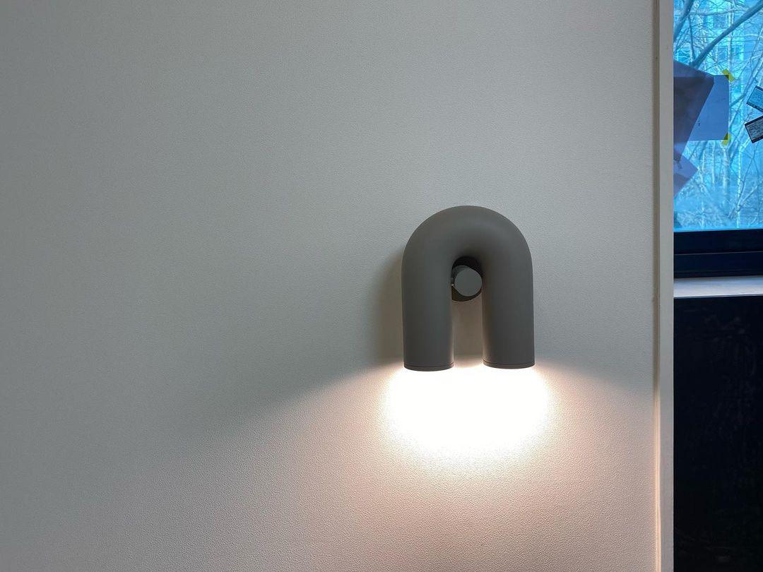Cirkus Wandleuchte - Bewegliche LED-Wandlampe