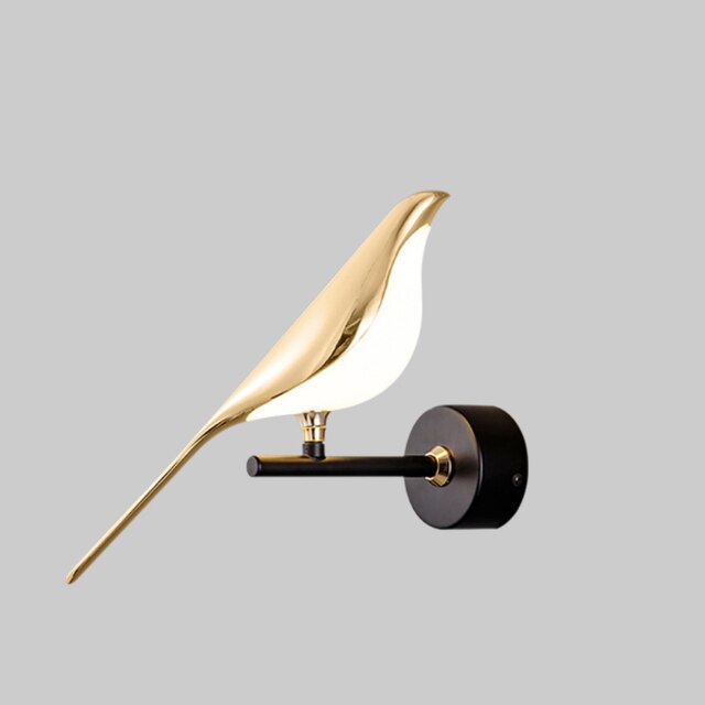 Moderne Vogel-Wandleuchte aus Gold für elegantes Ambiente