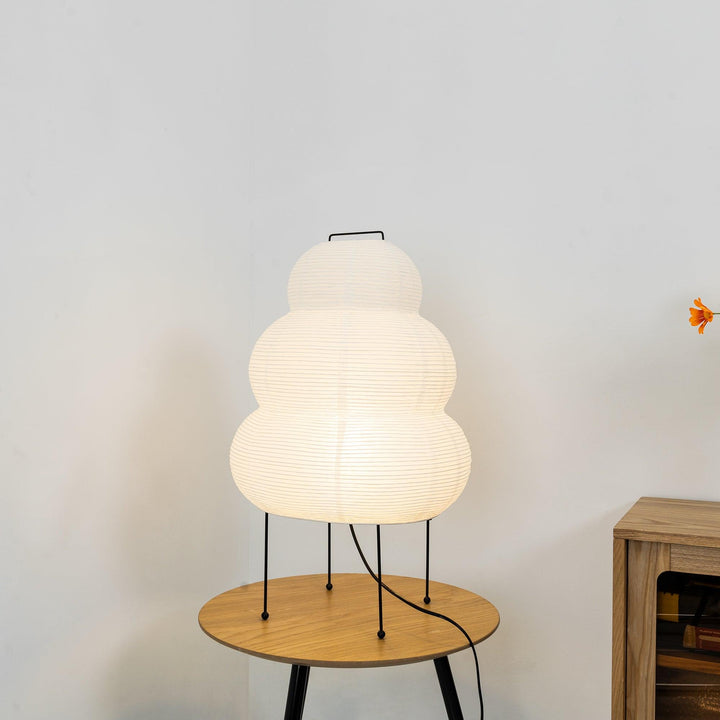 Japanische Tischlampe aus Washi-Papier