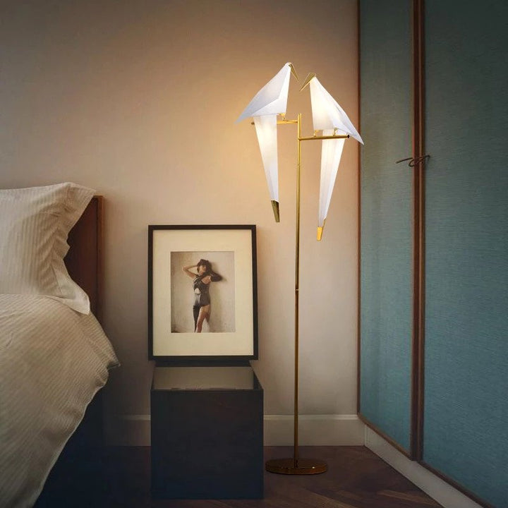 Moderne Origami Stehlampe mit Magnet-Vogeldesign