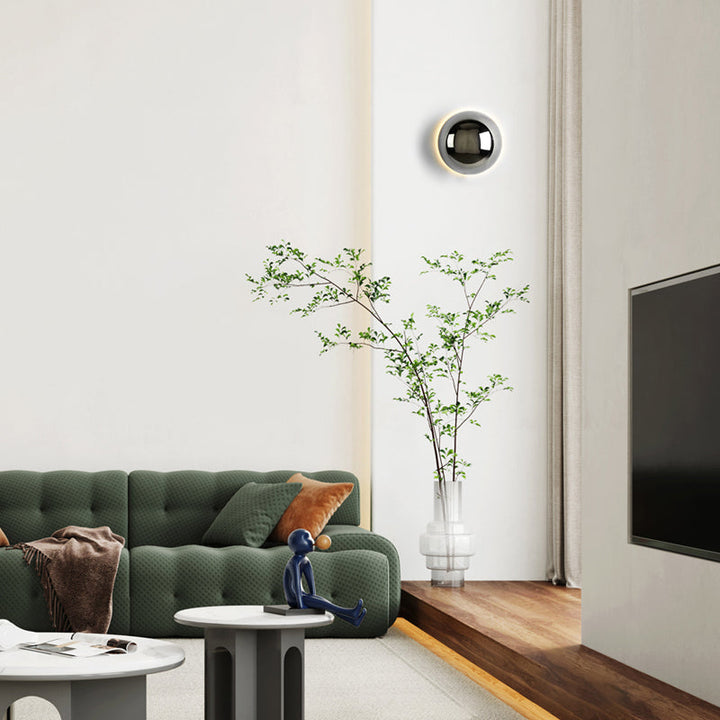 Moderne Bauhaus Wandleuchte mit mittelalterlichem Flair