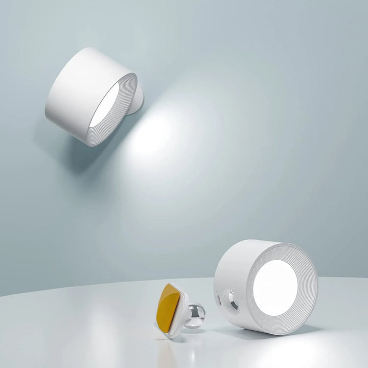 Schnurlose LED-Wandleuchte mit 360° Drehung für moderne Räume