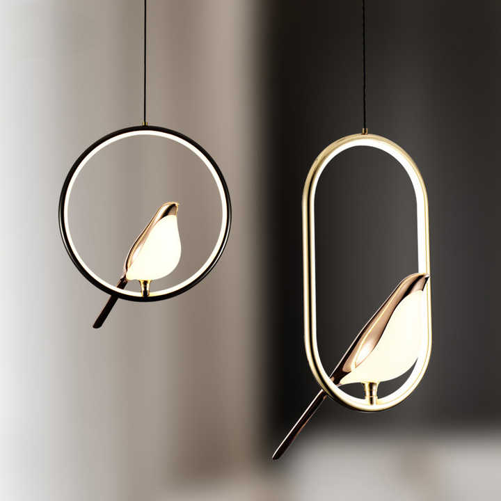 Stilvolle Pendelleuchte mit Goldenem Vogel Design