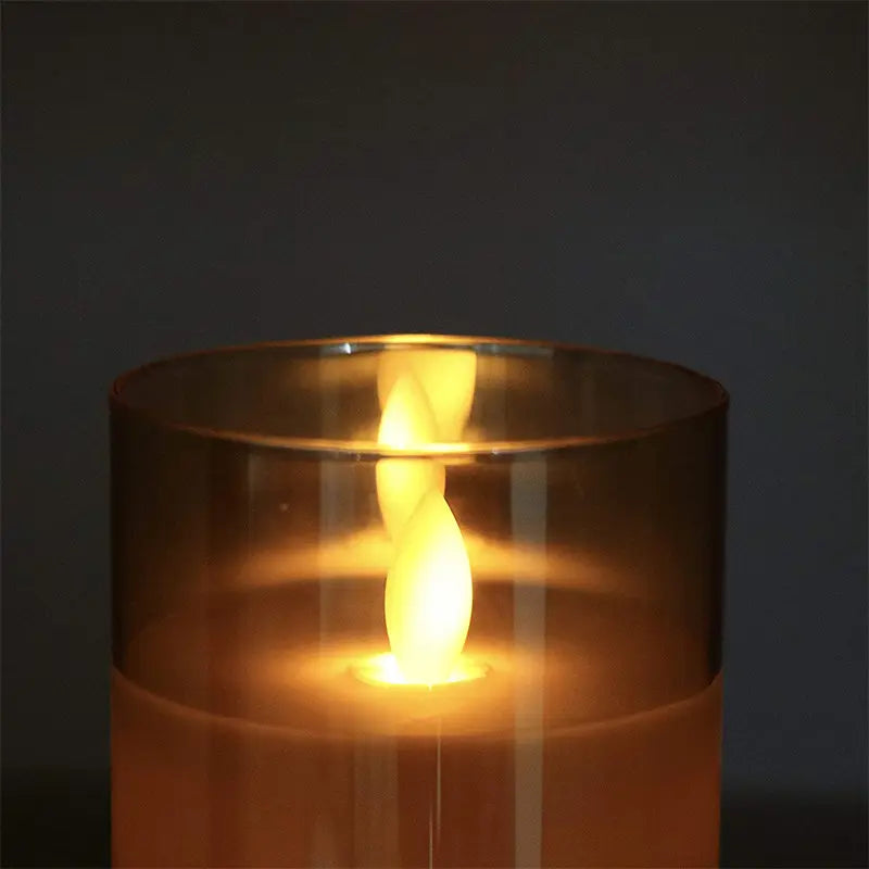 Stimmungsvolle Kerze mit Realistischem Flammeneffekt