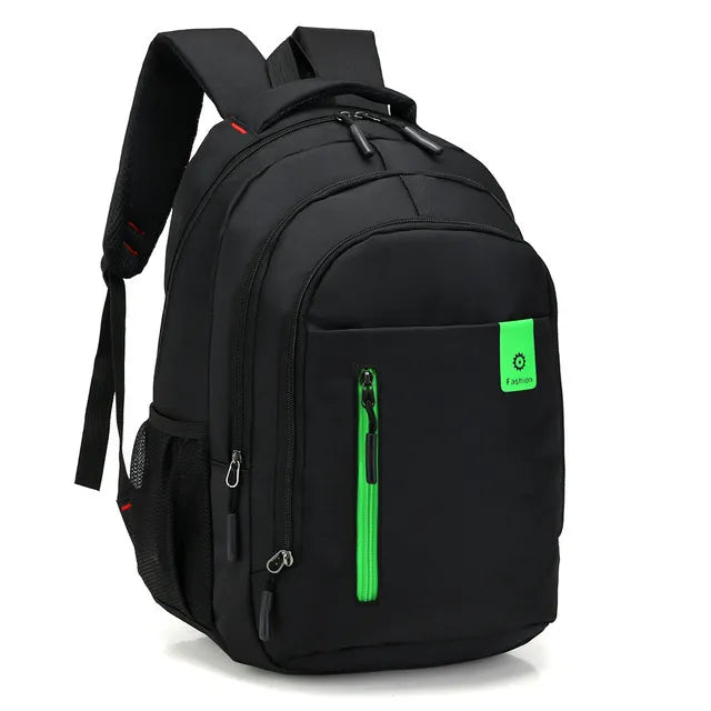 Schwarzer wasserdichter Rucksack, Oxford-Stoff, grüne Akzente, Business- und Schultasche.