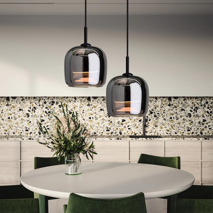 Moderne LED-Pendelleuchte aus Schwarzglas - Mehrköpfig
