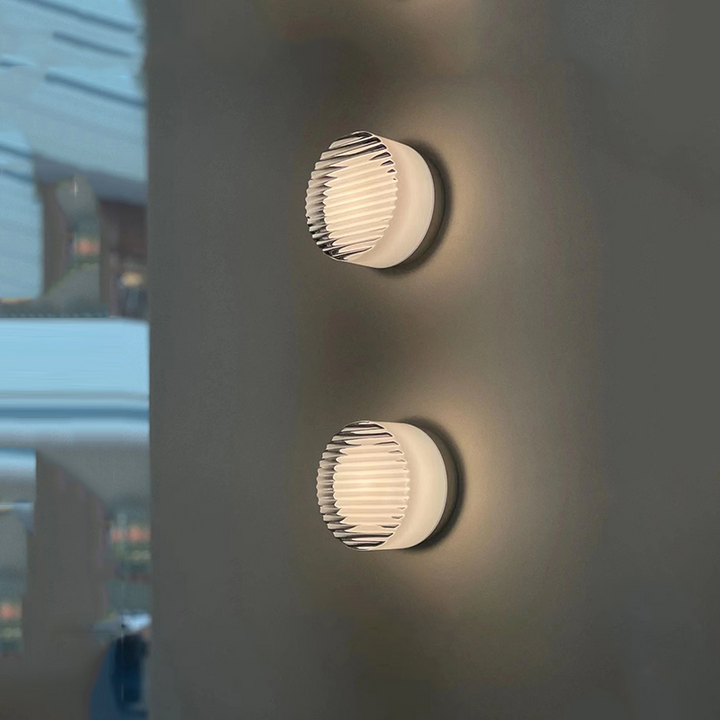 Moderne LED-Wandleuchte für Innen und Außen, Wechselndes Licht