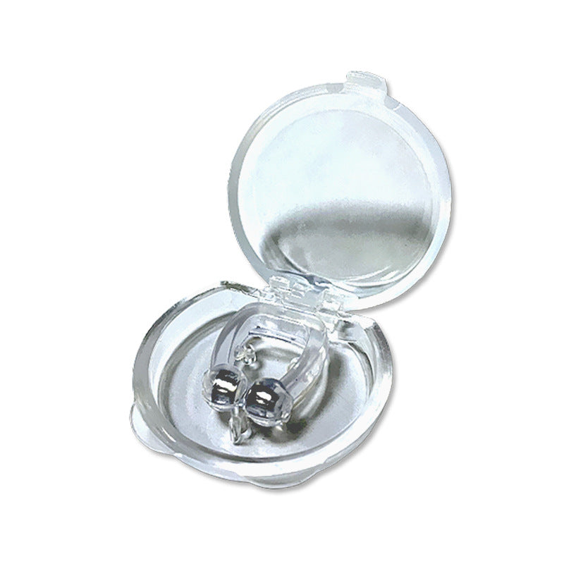 Transparente Nasenklammer mit Magneten in runder Kunststoffbox, Anti-Schnarch-Hilfe.