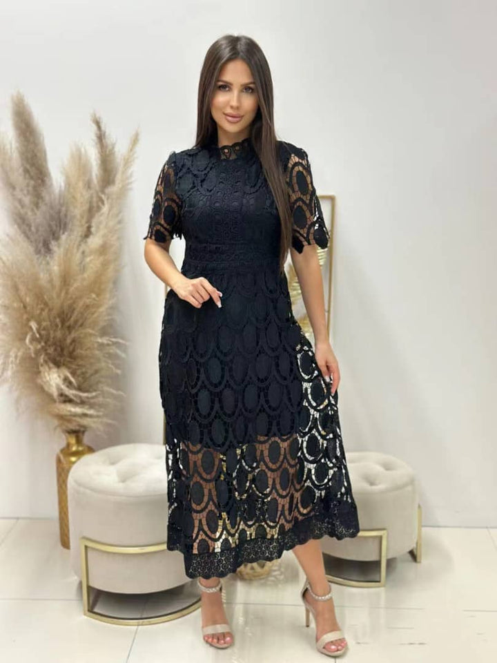 Damen Spitzenkleid mit eleganter Figurbetonung - Verschiedene Farben