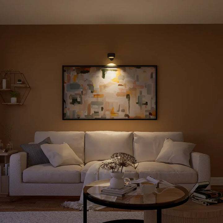 Schnurlose LED-Wandleuchte mit 360° Drehung für moderne Räume