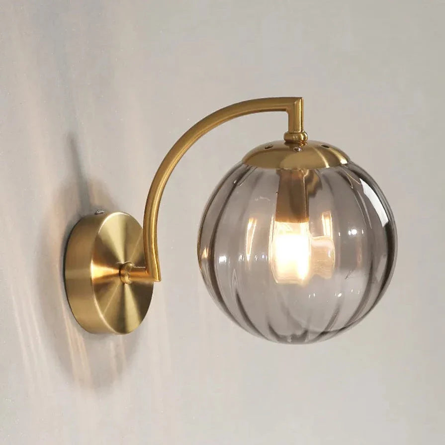 Luxuriöse LED-Wandleuchte im Glaskandelaber-Design