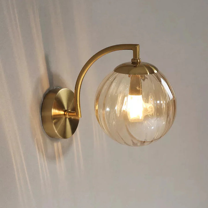 Luxuriöse LED-Wandleuchte im Glaskandelaber-Design