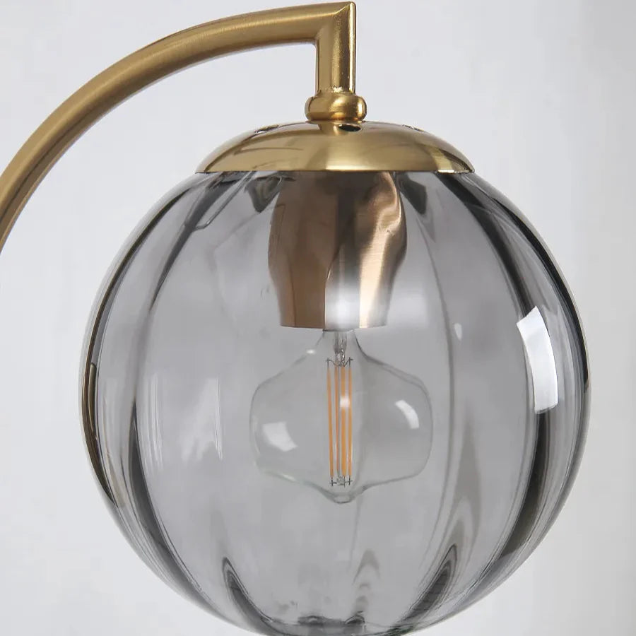 Luxuriöse LED-Wandleuchte im Glaskandelaber-Design
