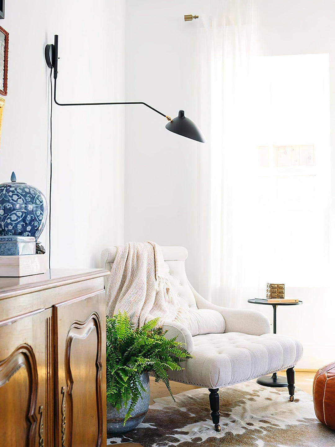 Elegante Serge Mouille Wandleuchte aus Metall