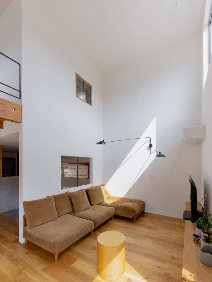 Elegante Serge Mouille Wandleuchte aus Metall