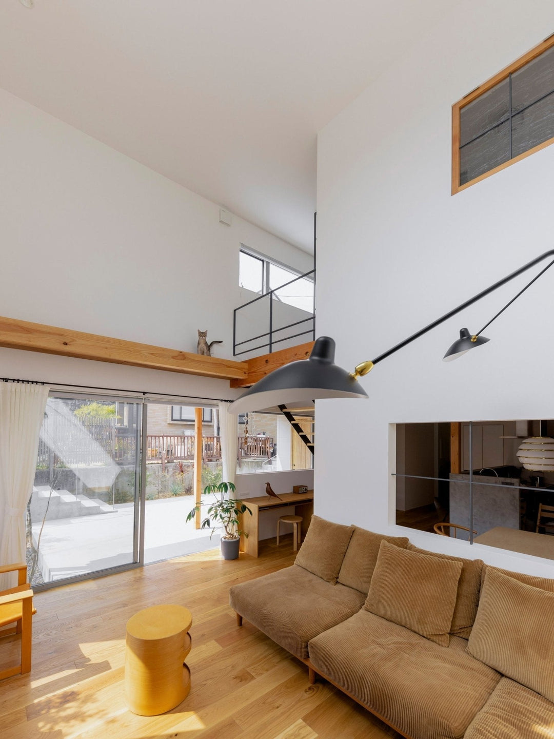 Elegante Serge Mouille Wandleuchte aus Metall