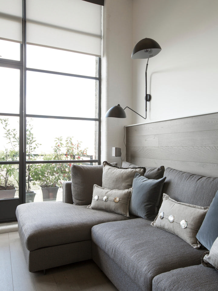 Elegante Serge Mouille Wandleuchte aus Metall