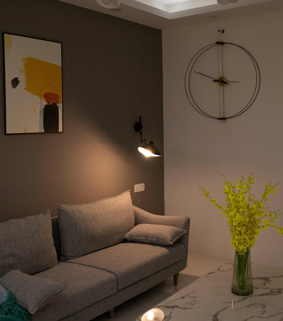 Elegante Serge Mouille Wandleuchte aus Metall