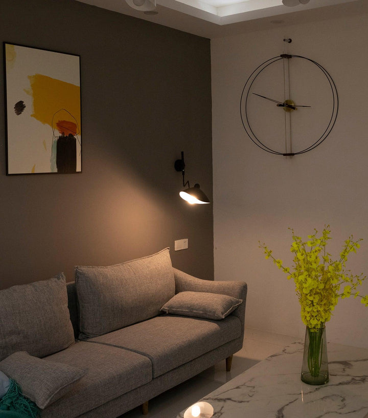 Elegante Serge Mouille Wandleuchte aus Metall